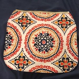 Studio thirty one flap in sunset medallion